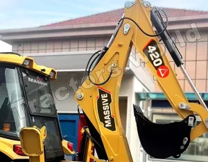 Massive 420 Backhoe loader In Antigua and Barbuda
