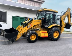 Massive 420G Backhoe Loader In Antigua & Barbuda
