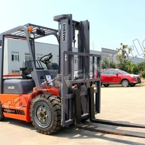 Massive CPCD35 Forklift In Antigua and Barbuda